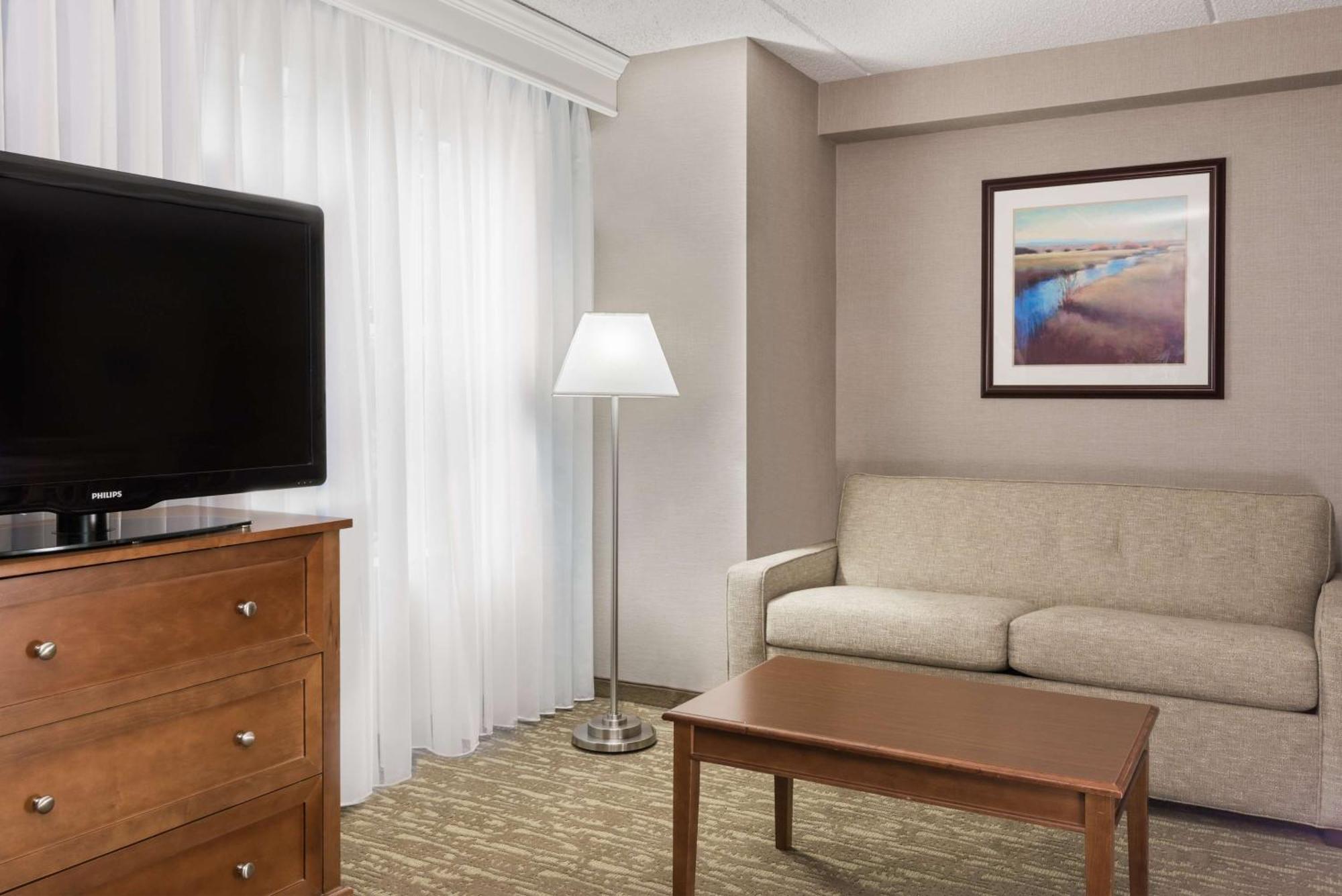 Homewood Suites By Hilton Holyoke-Springfield/North Exterior photo