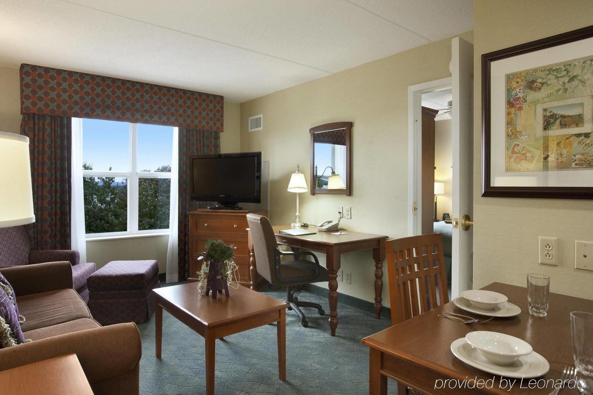 Homewood Suites By Hilton Holyoke-Springfield/North Exterior photo