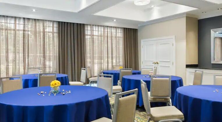Homewood Suites By Hilton Holyoke-Springfield/North Exterior photo